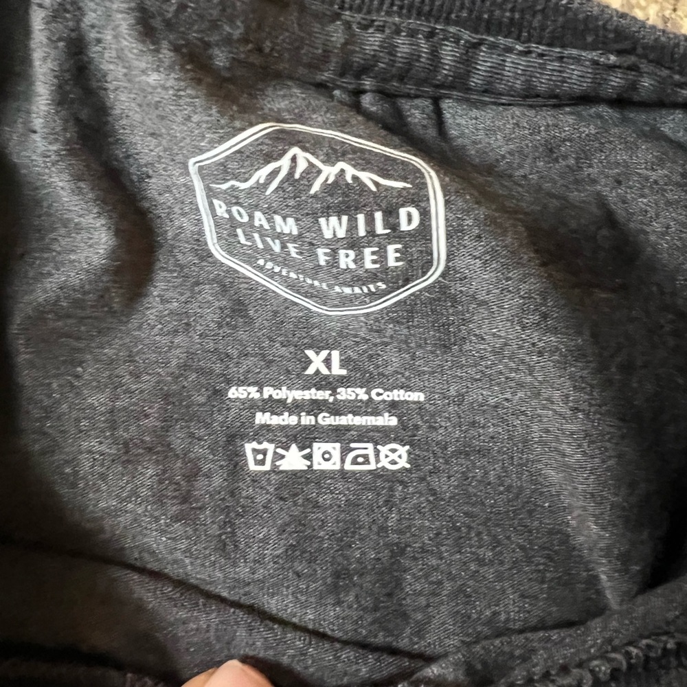 NEW Gray Graphic hiking Tee John Muir quote tree Forest Design xl - Picture 3 of 5
